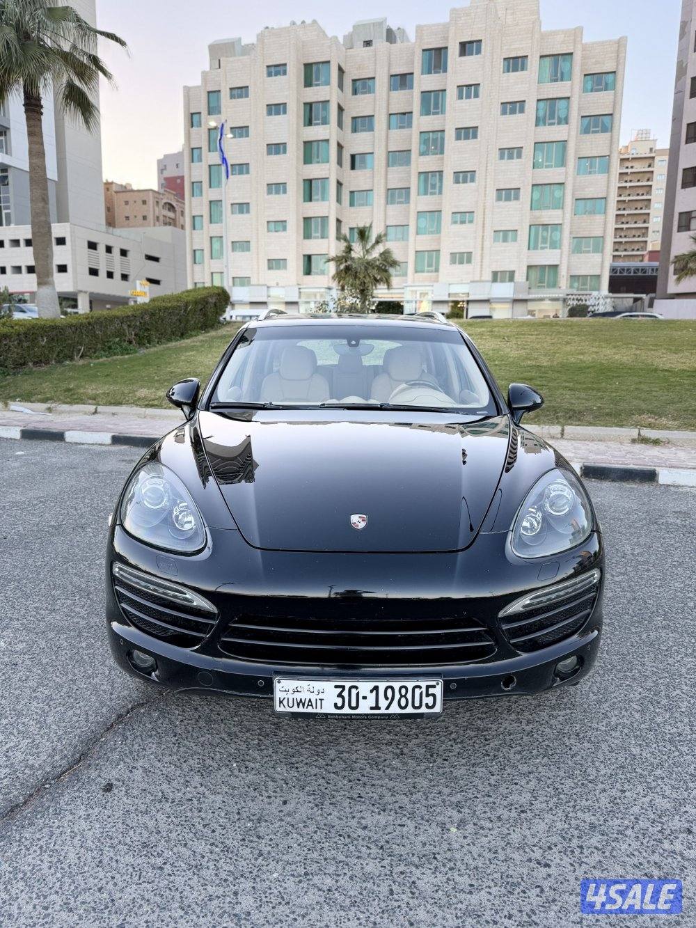 بورش كايين موديل 2013 صبغ وكالة كامل المواصفات عداد 180 الف شرط الفحص0