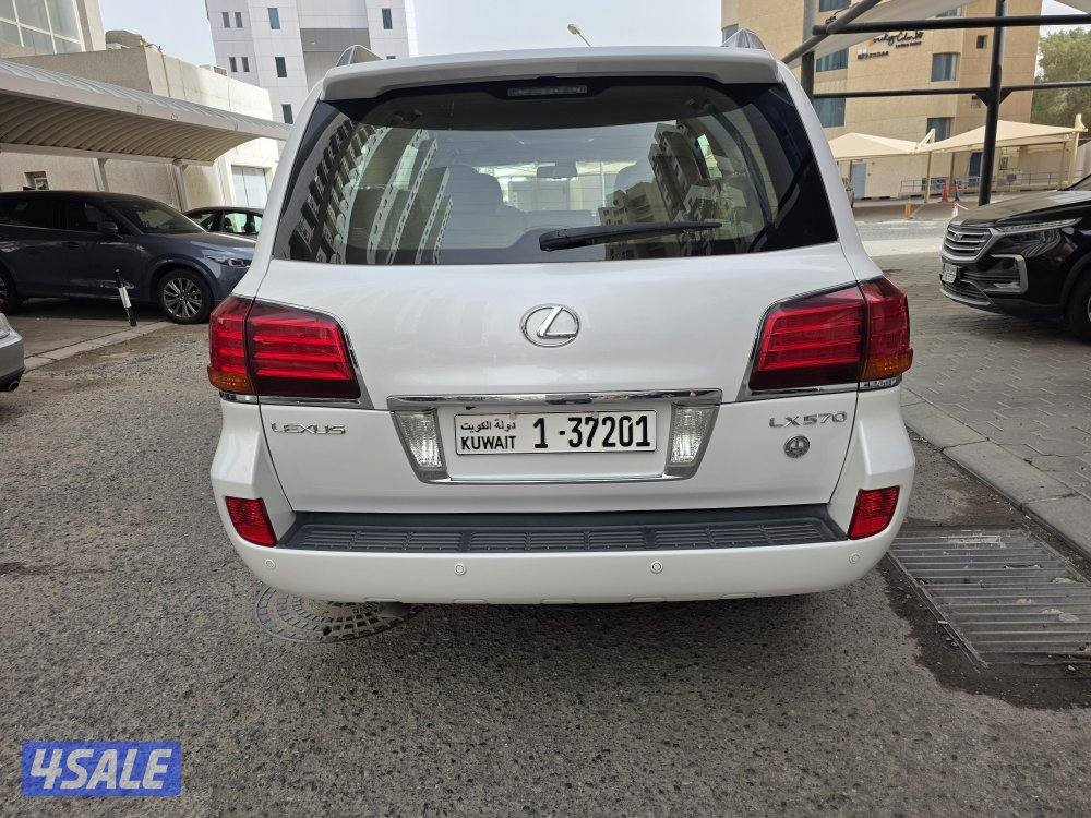 4 Sale  Lexus - LX 5704