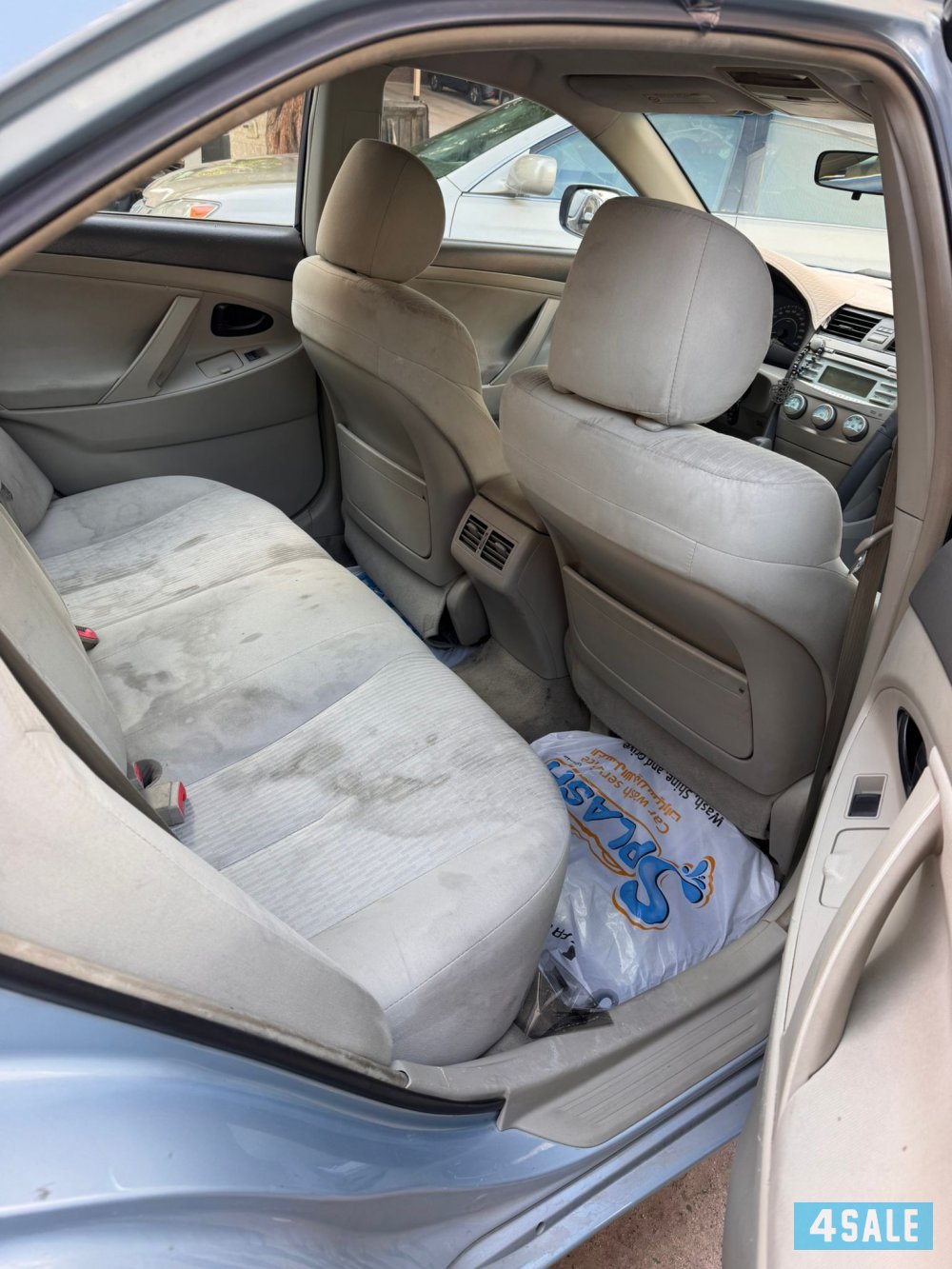 للبيع كامري موديل ٢٠١٠ ماشيه ٢٣٩ الف وارد الوكالة السعر 600-- ٦٥٨٢٠٩٠٩8