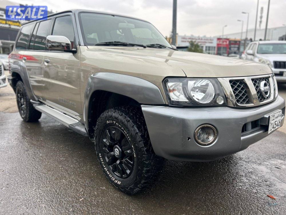 نيسان باترول سوبر سفارى
موديل 2020
ماشى 137.000 k.m 
وارد الخليج1