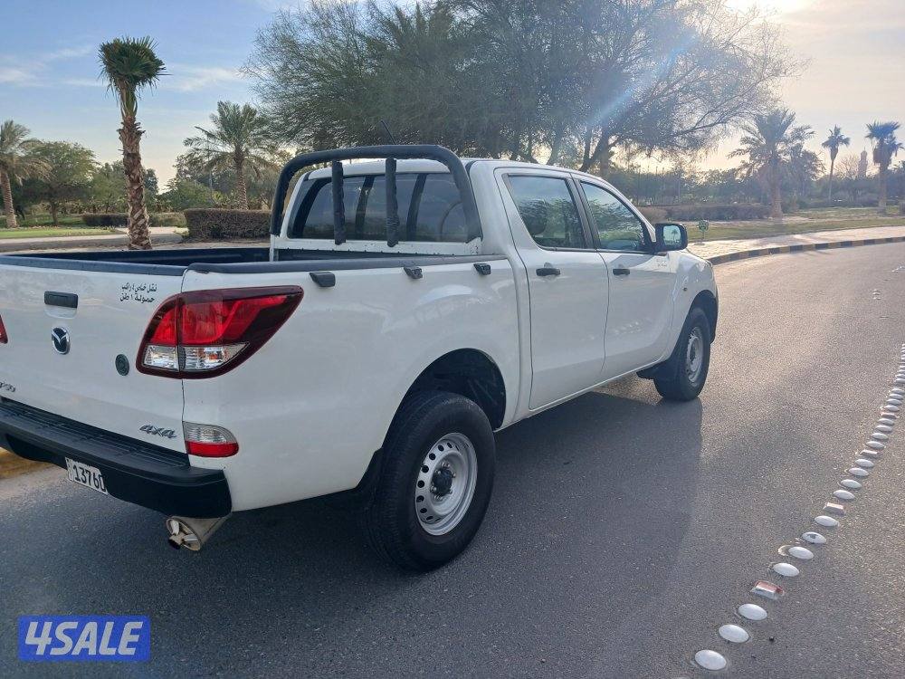 وانيت مازدا دبل4