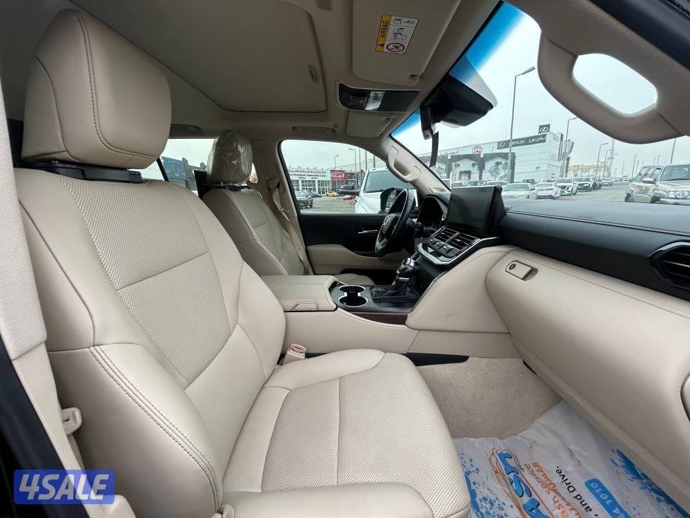 تويوتا لاند كروزر GX.R AEROs
 twin turbo.V6
موديل 2024
ماشى 62.000 k.m5