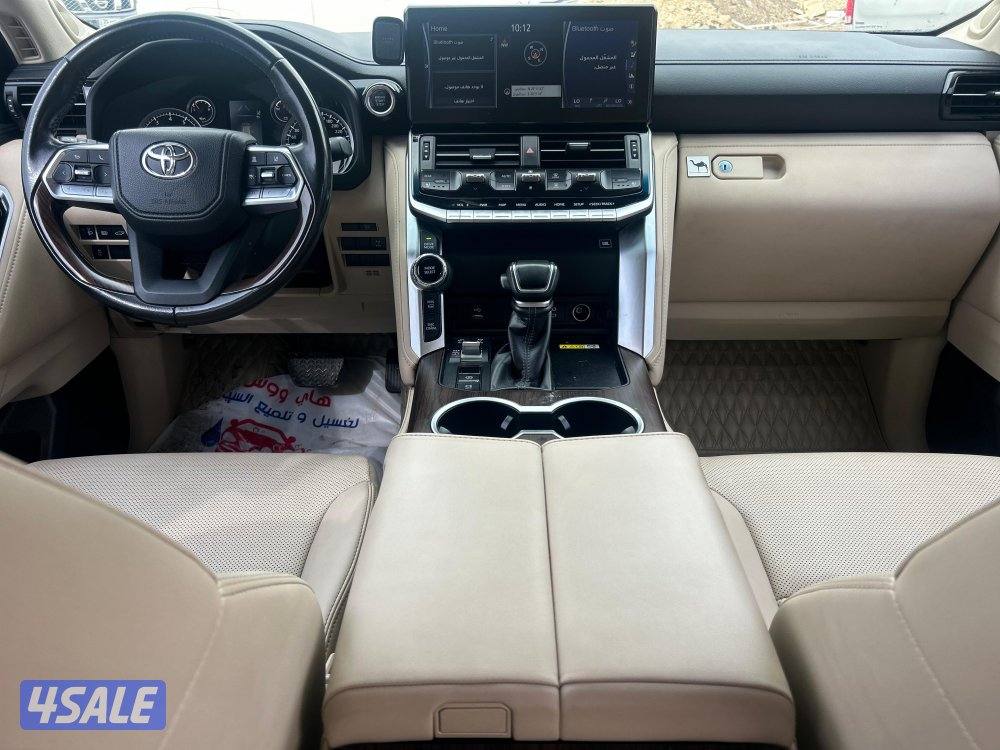 تويوتا لاند كروزر GX.R AEROs
 twin turbo.V6
موديل 2023
ماشى 87.000 k.m6