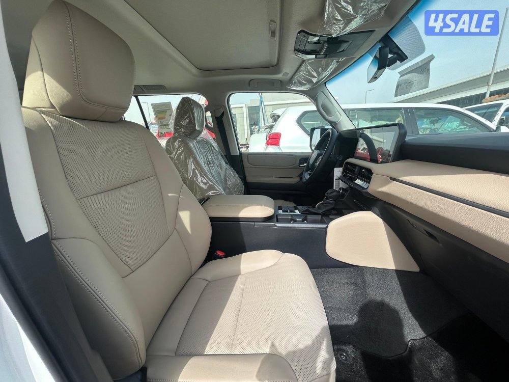 تويوتا برادوTURBO-V4.TX
موديل 2026
اصفار 
وارد الساير.شاشة8بوصة5