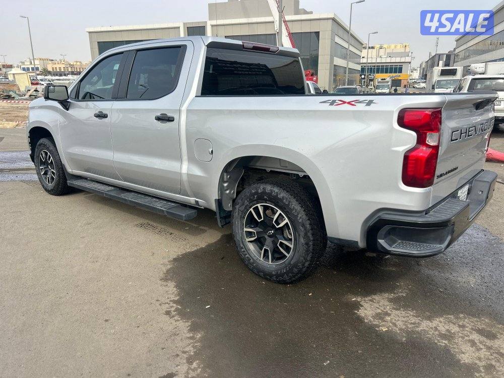 شيفرولية سلفرادو Z71
موديل 2021
ماشى 77.000 k.m 
وارد الغانم2