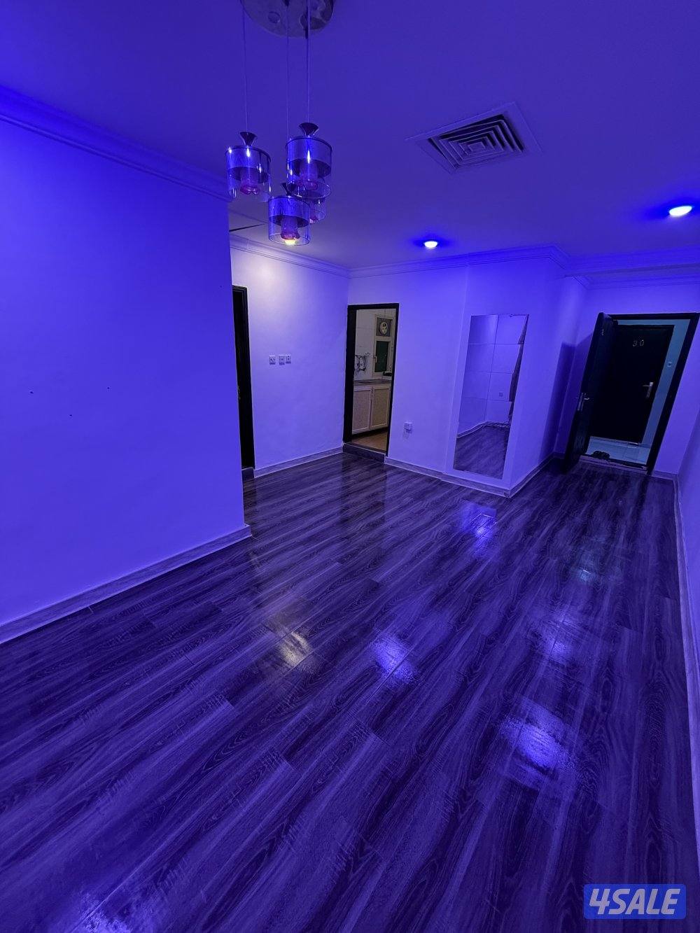 يوجد لدينا شقق الايجار غرفة وصالة ومطبخ وحمام خلو وفاضي الاستلام فوري5