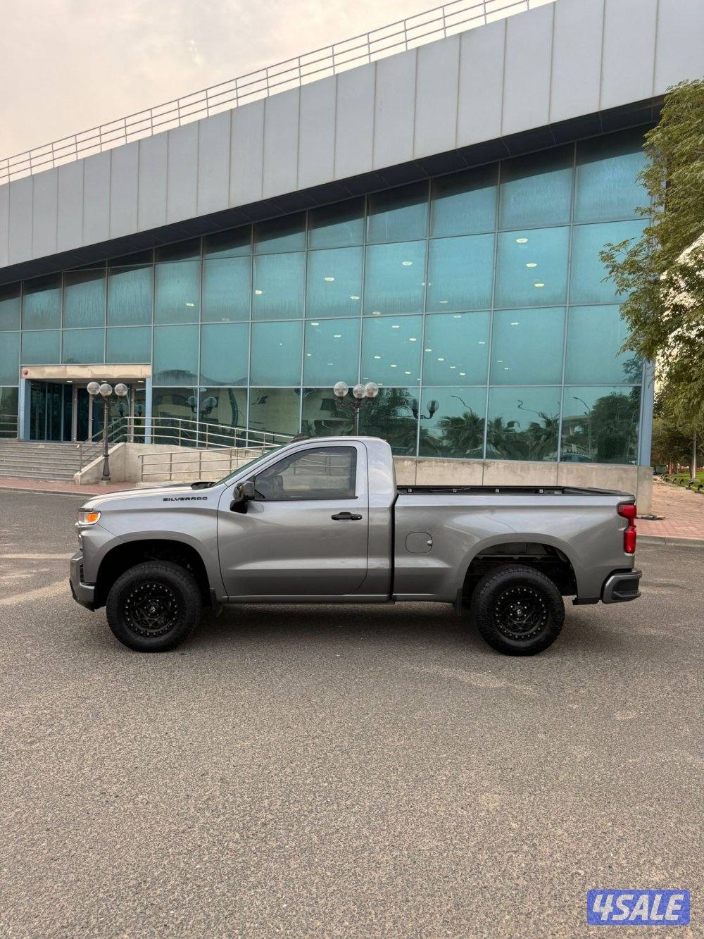 سلفرادو 2021 صبغ الوكاله بحاله ممتازه جدا ً ماشي 138 شرط الفحص والنظافه0