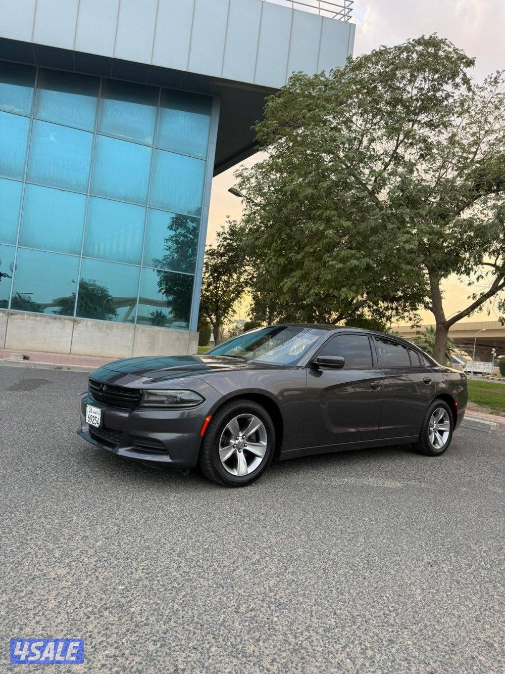 شارجر 2019 شرط الفحص والنظافه سيرفيس منتظم6