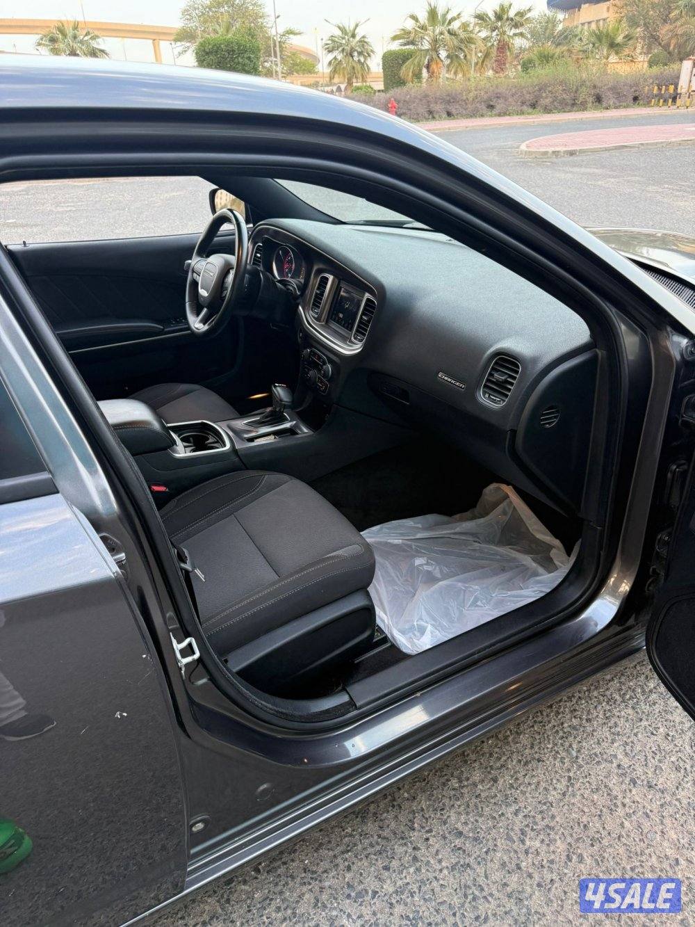 شارجر 2019 شرط الفحص والنظافه سيرفيس منتظم10