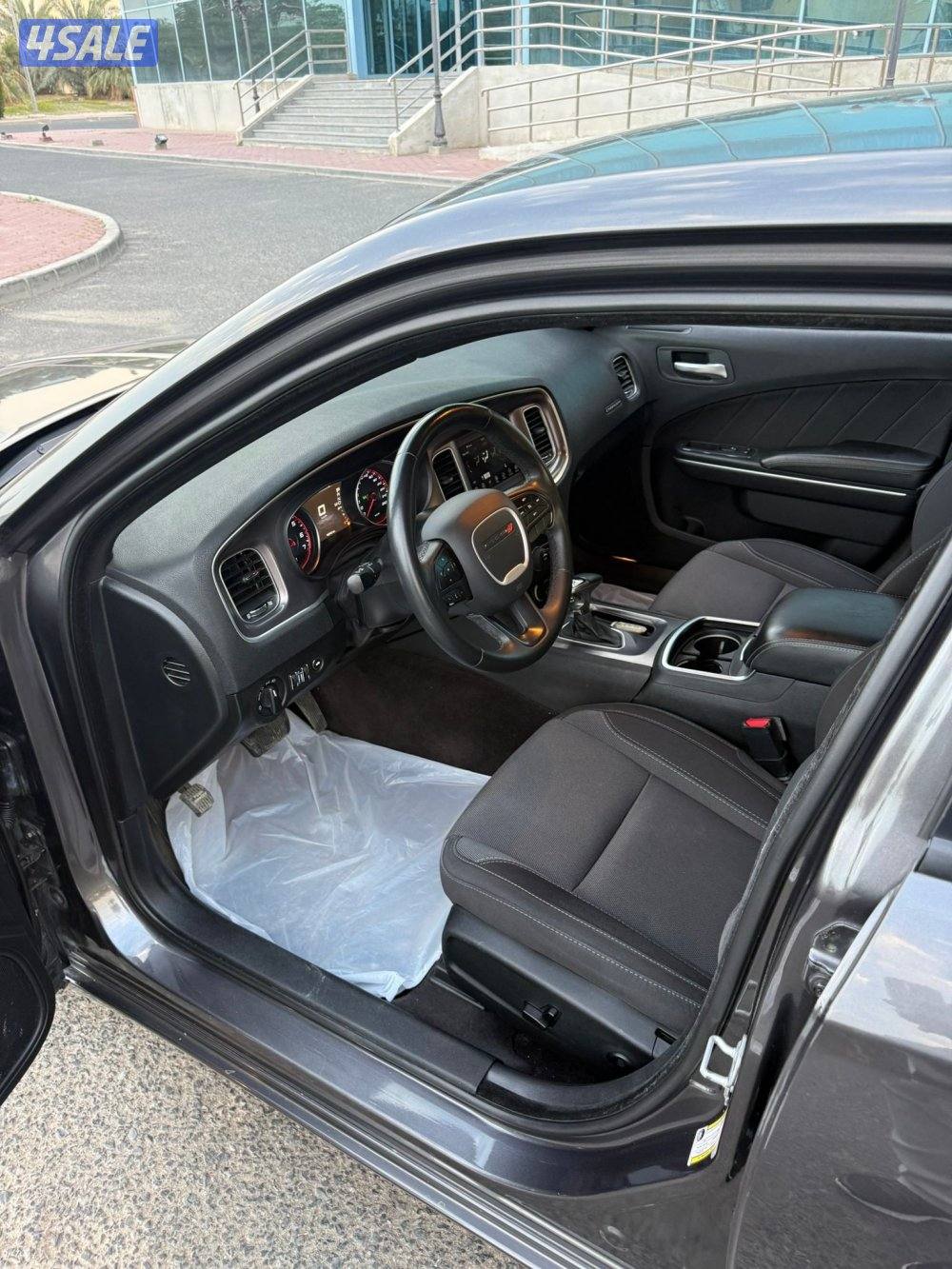 شارجر 2019 شرط الفحص والنظافه سيرفيس منتظم12