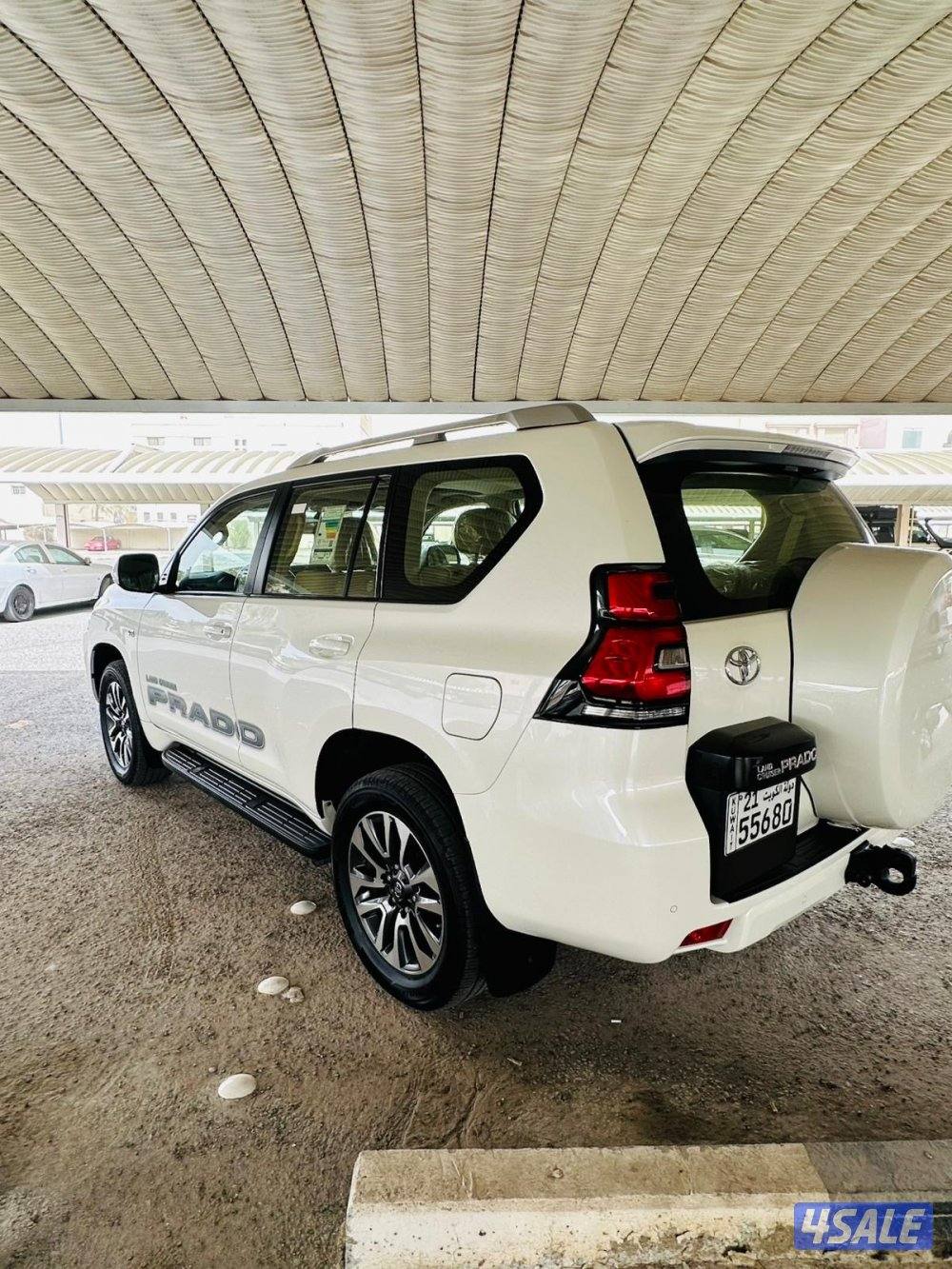 للبيع برادو TXL 2022 الدرجة الاولى صبغ الوكالة عداد 47 الف الساير3