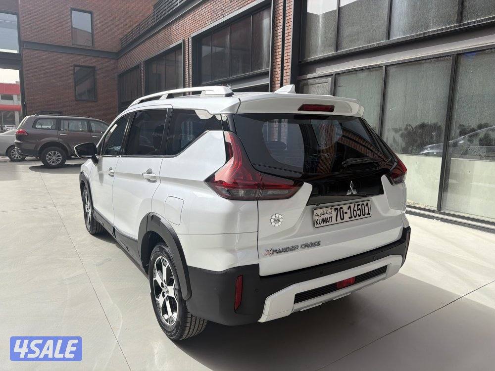 ميتسوبيشي اكسباندر موديل 2023 صبغ وكالة2