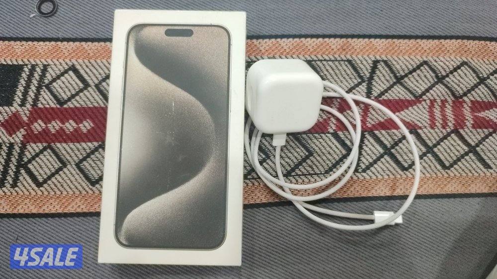 Iphone 15 pro max 256gb natural titanium (86% battery)2