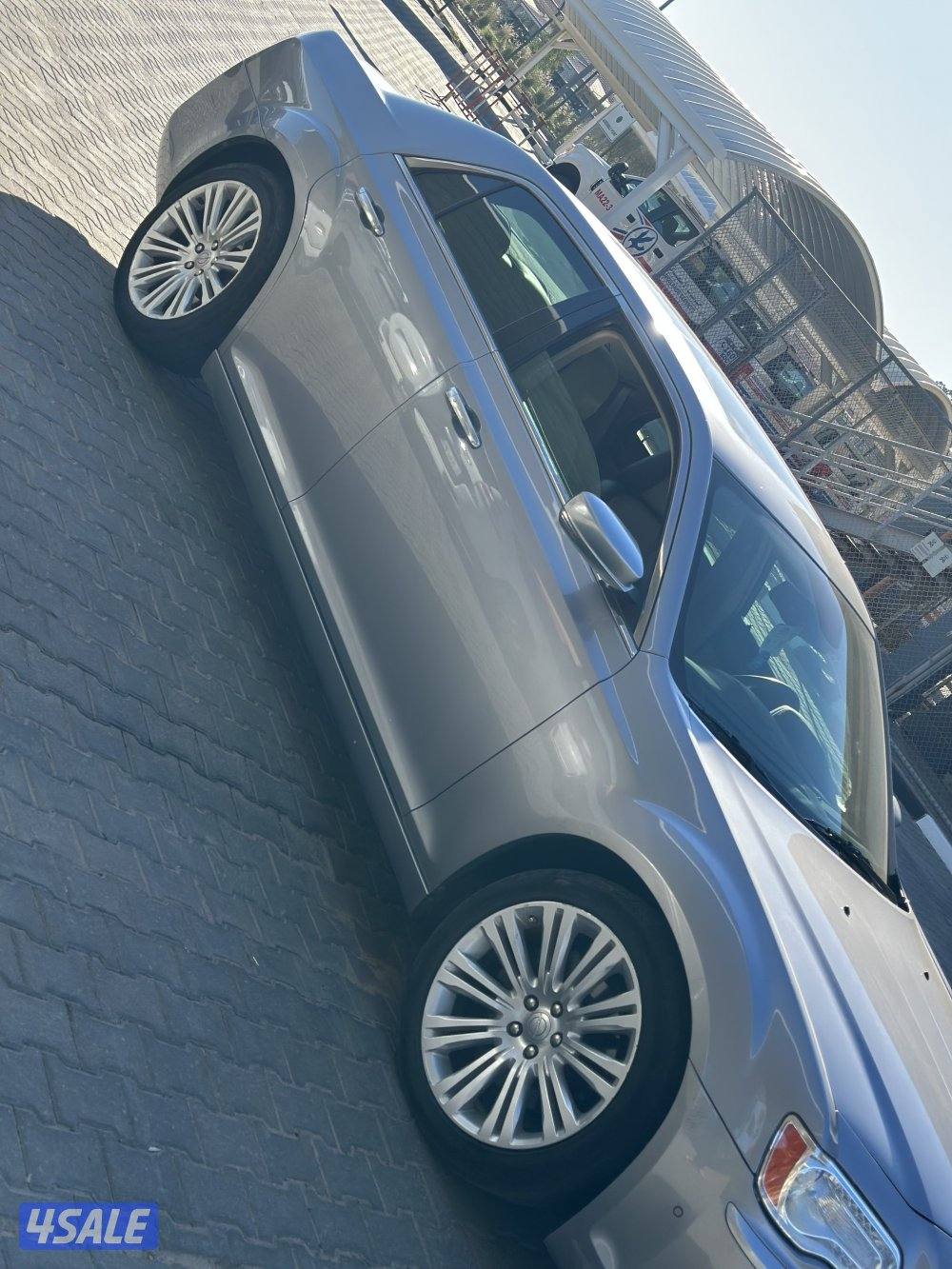 كرايزلر 2014 اعلى فئه فحص كامل شرط الفحص صبغ الوكاله ممشى قليل1