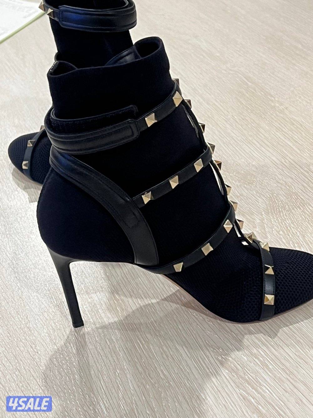 فلنتينو اصلي مقاس٣٩0