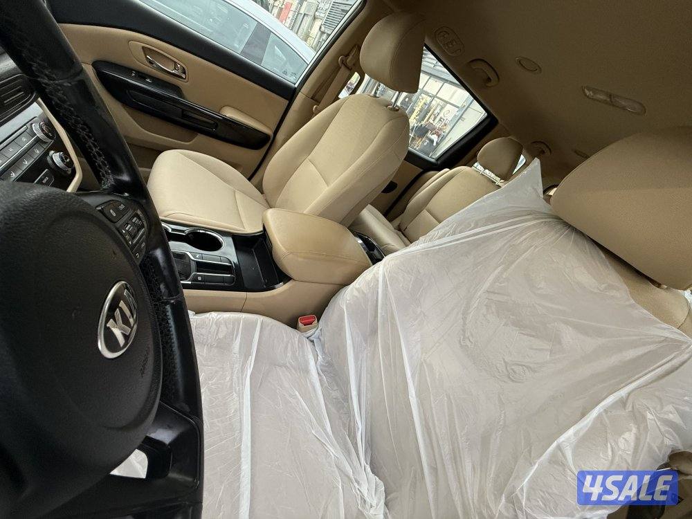 كيا كرنفال 2019 نظيفة2