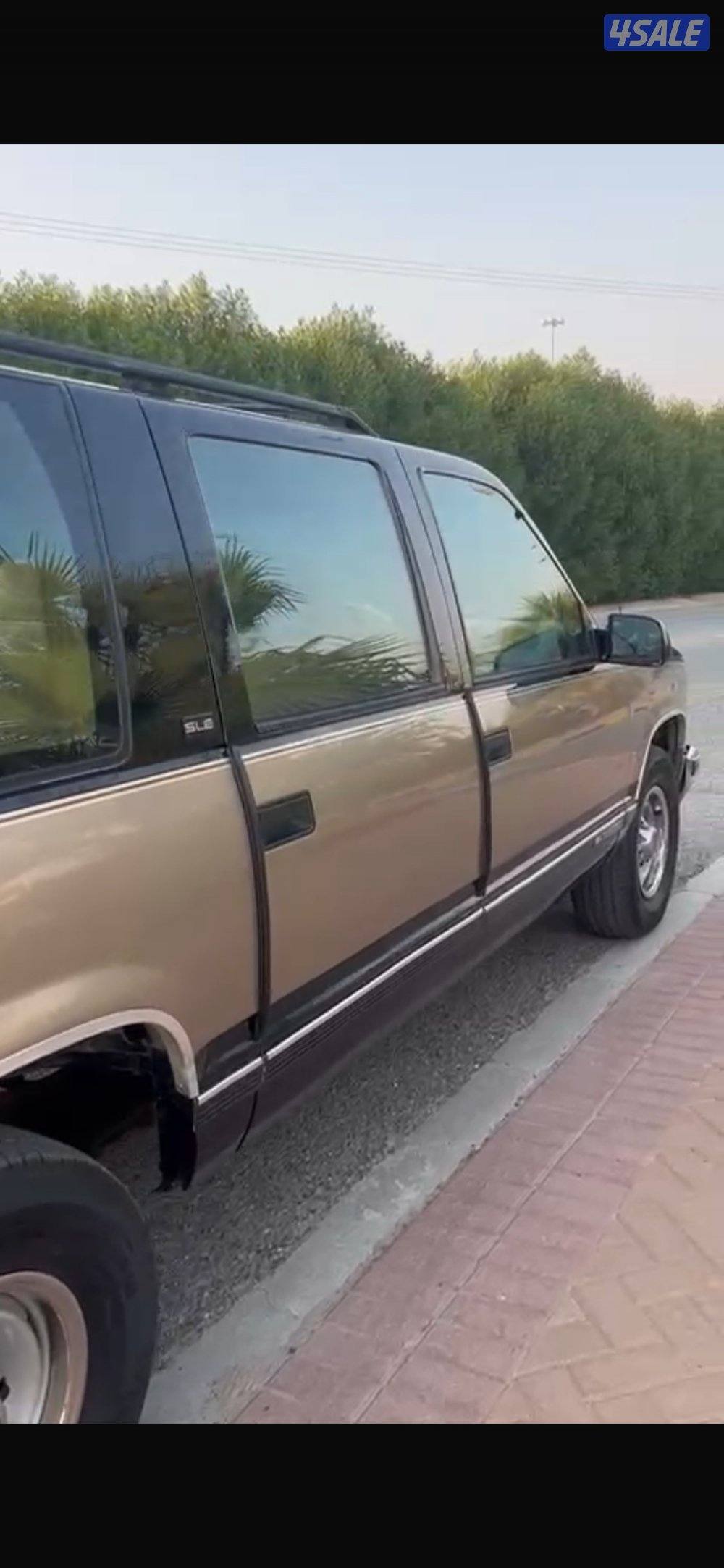 سوبرمان 454 موديل 1995  اللون أسود بذهبي داخليه4