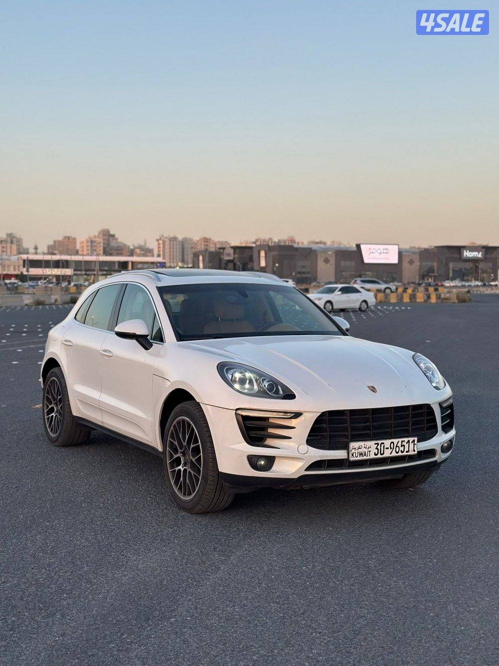 بورش ماكان موديل 2015 ابيض عداد 168 الف كامل المواصفات بانوراما1