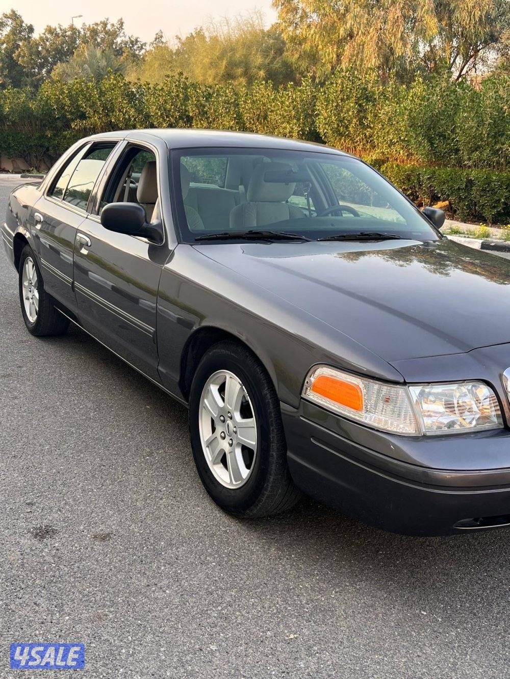 فورد 2012 صبغ الوكالة إلا قطعة واحدة ماشي 1721