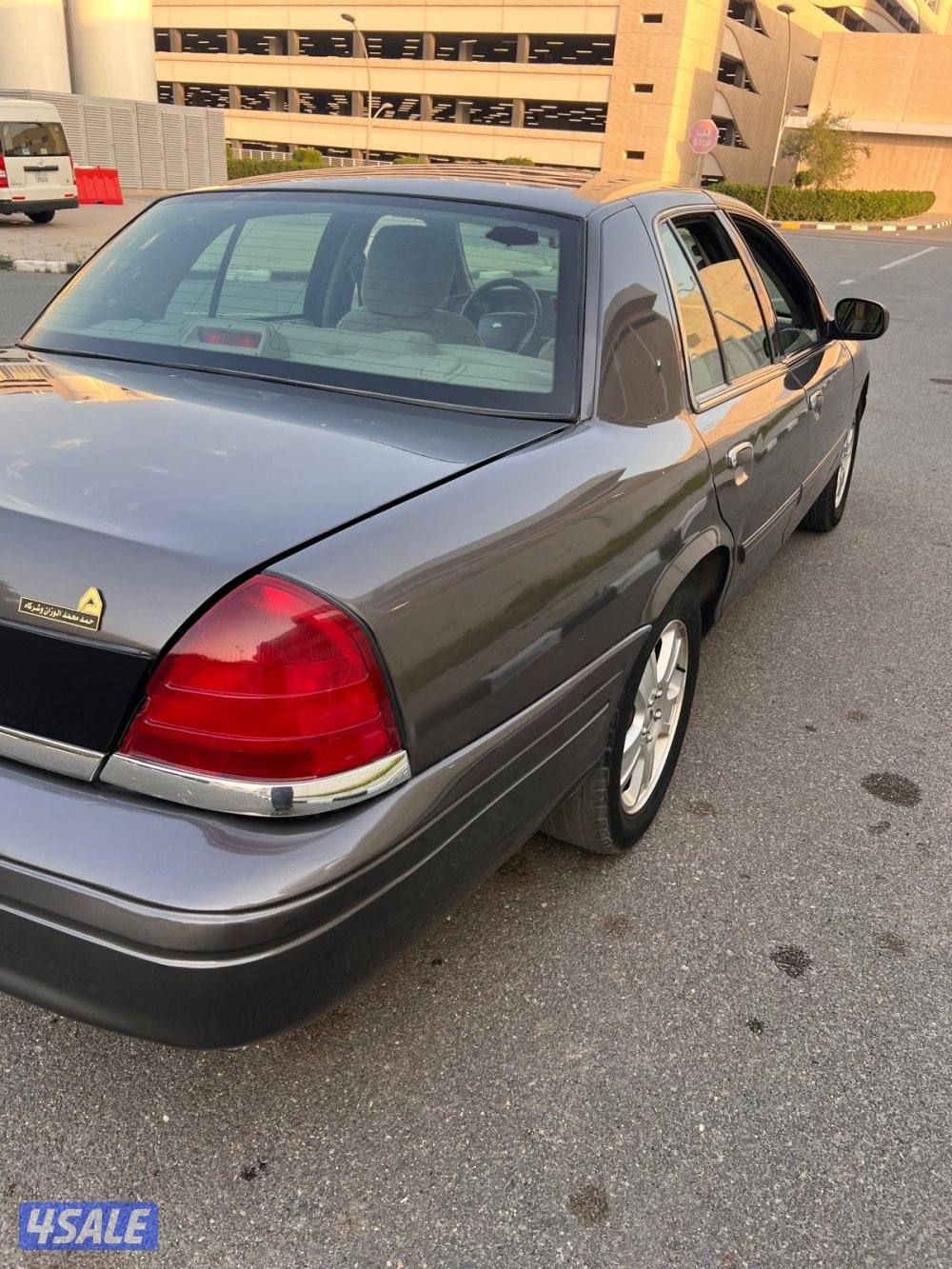 فورد 2012 صبغ الوكالة إلا قطعة واحدة ماشي 1725