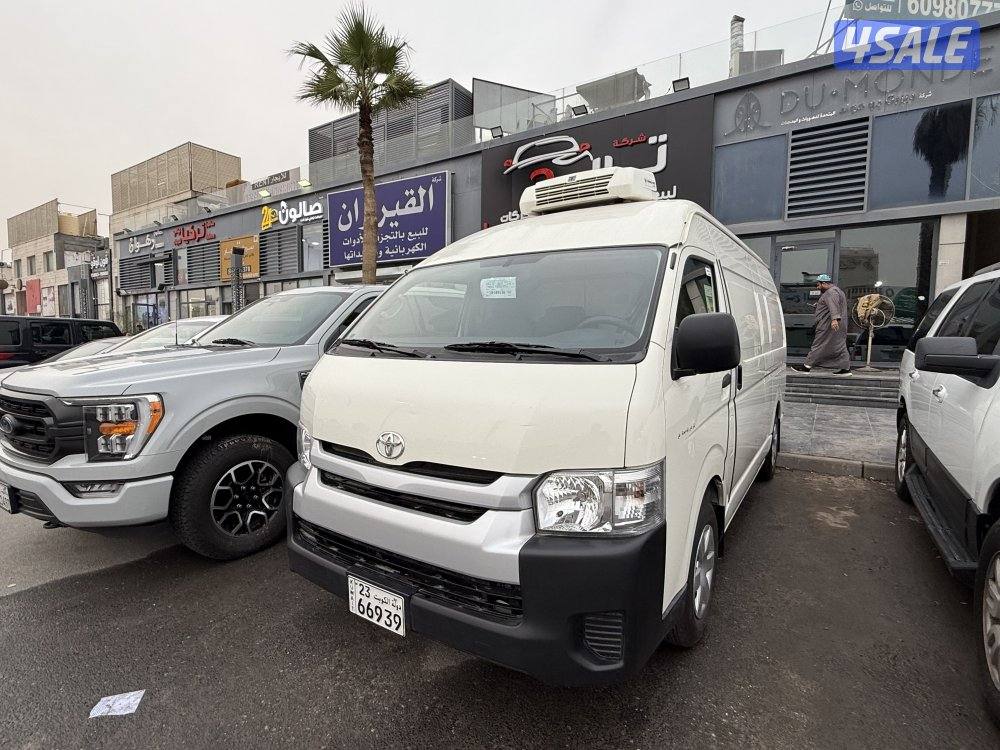 باص تويوتا 2025 وكالة شبه اصفار0