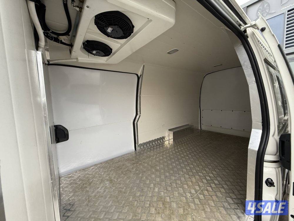 باص تويوتا 2025 وكالة شبه اصفار6