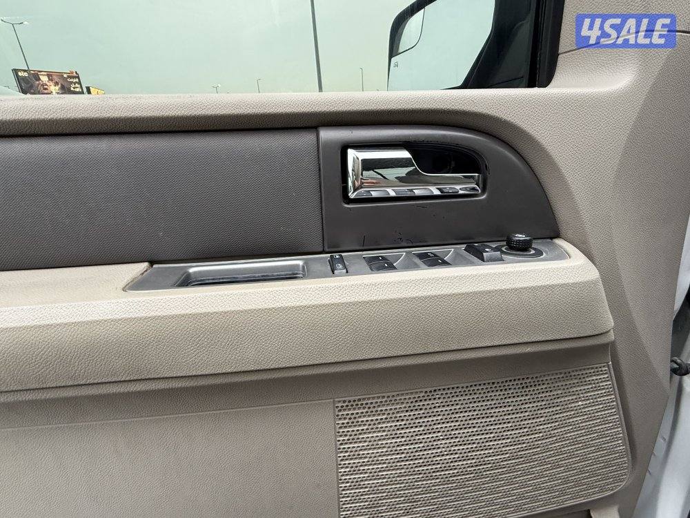 فورد اكسبديشن نظيف7