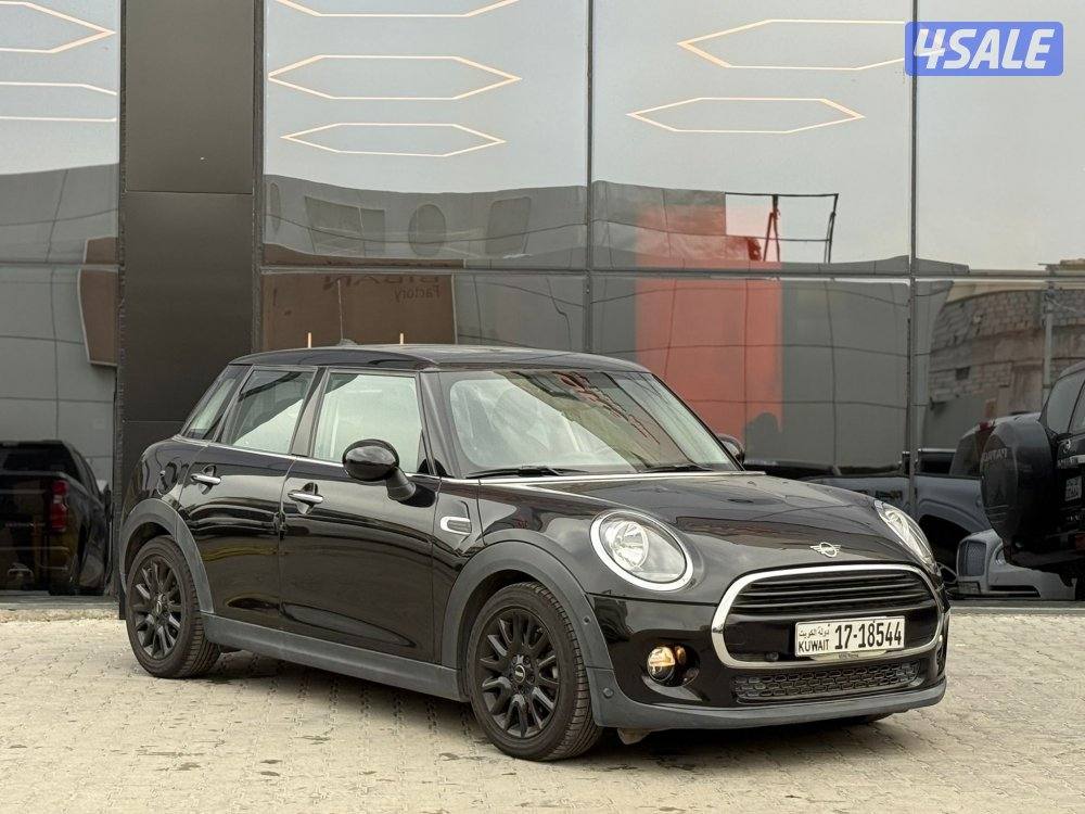 MINI COOPER _2019 عداد 18 الف فقط0