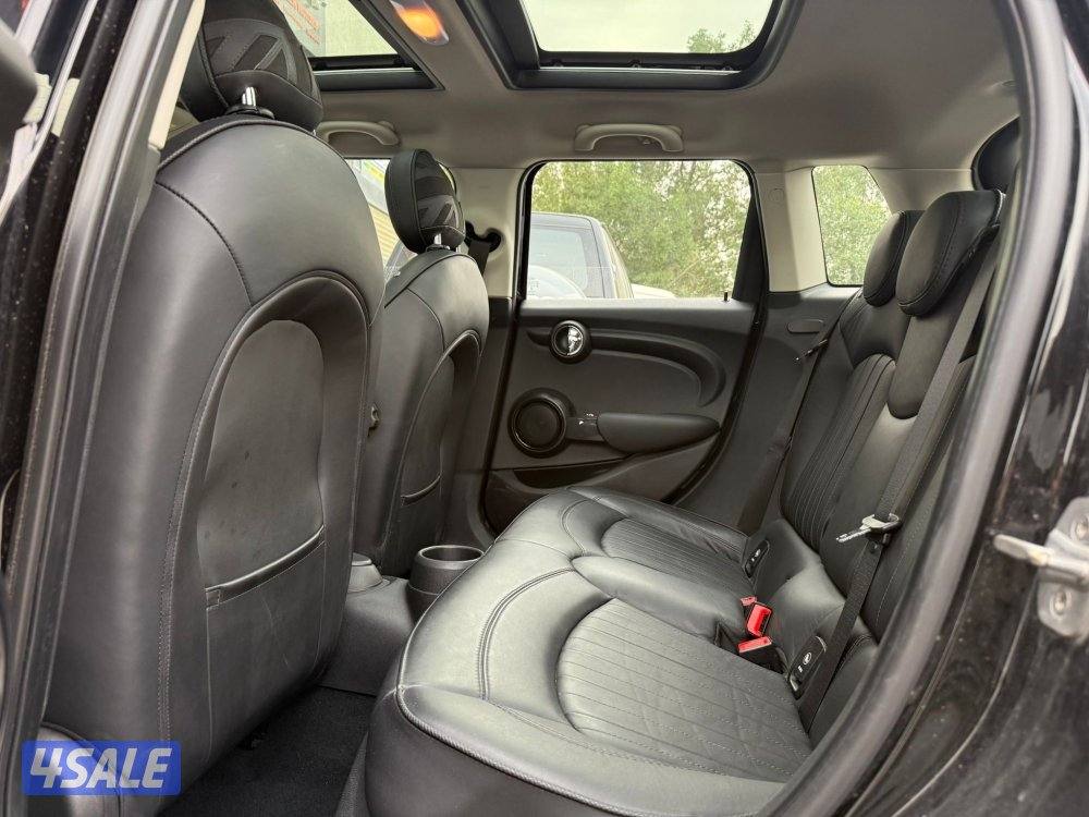 MINI COOPER _2019 عداد 18 الف فقط9