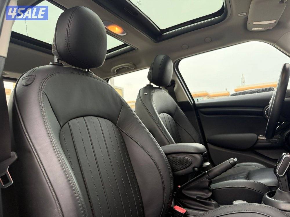 MINI COOPER _2019 عداد 18 الف فقط8