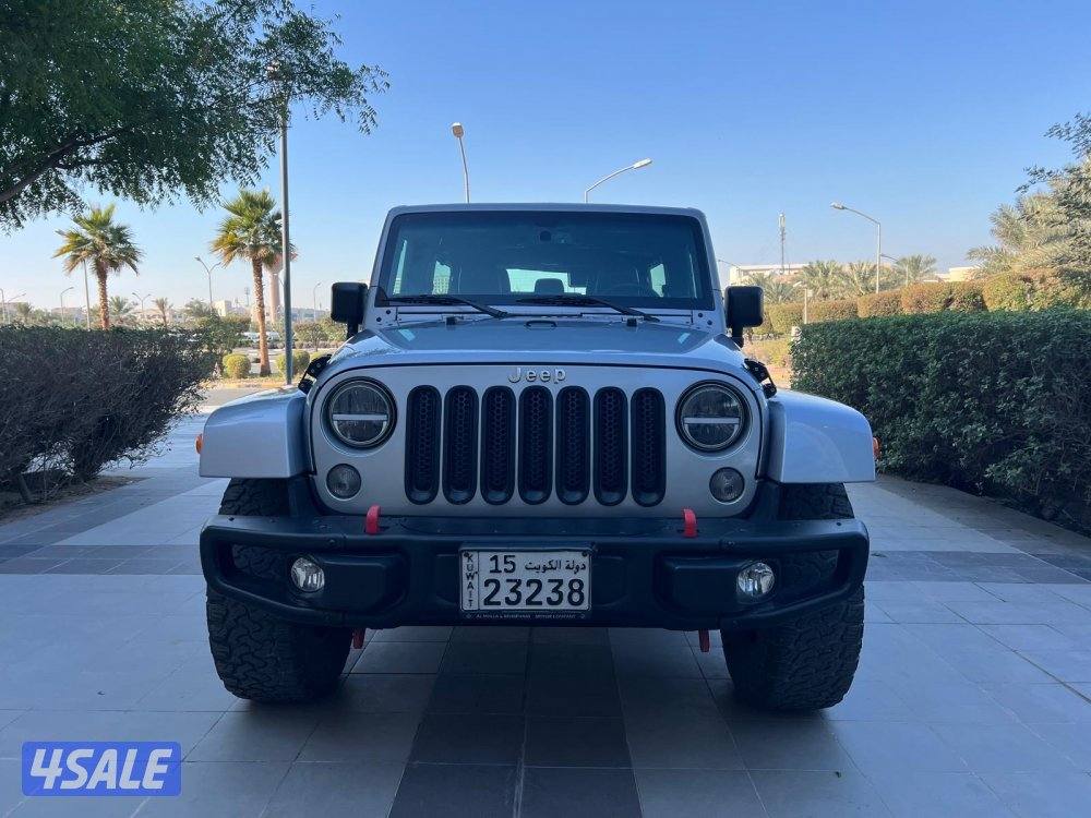 للبيع جيب رانقلر صحارى اعلى فئه موديل 2017 ( شـرط الـفـحـص )0