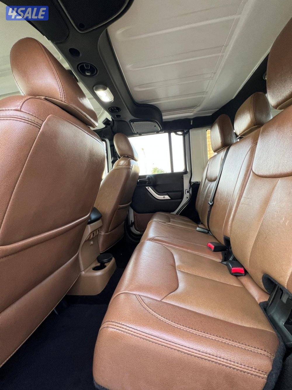 للبيع جيب رانقلر صحارى اعلى فئه موديل 2017 ( شـرط الـفـحـص )10