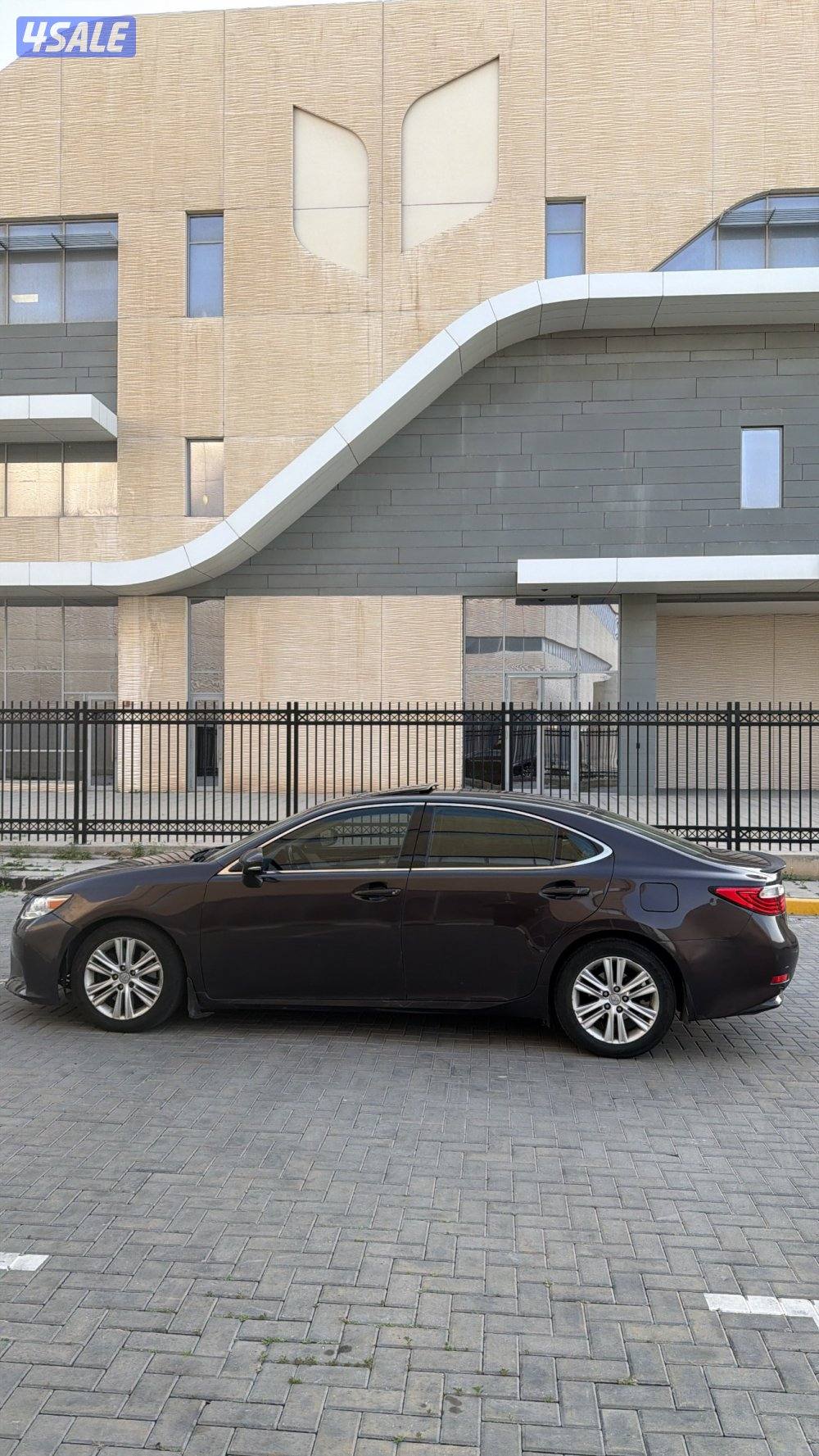 للبيع لكزز es 350 موديل 2013 شرط الفحص قير مكينة شاصي0