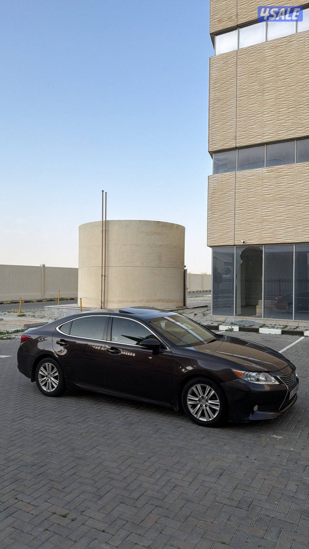 للبيع لكزز es 350 موديل 2013 شرط الفحص قير مكينة شاصي2