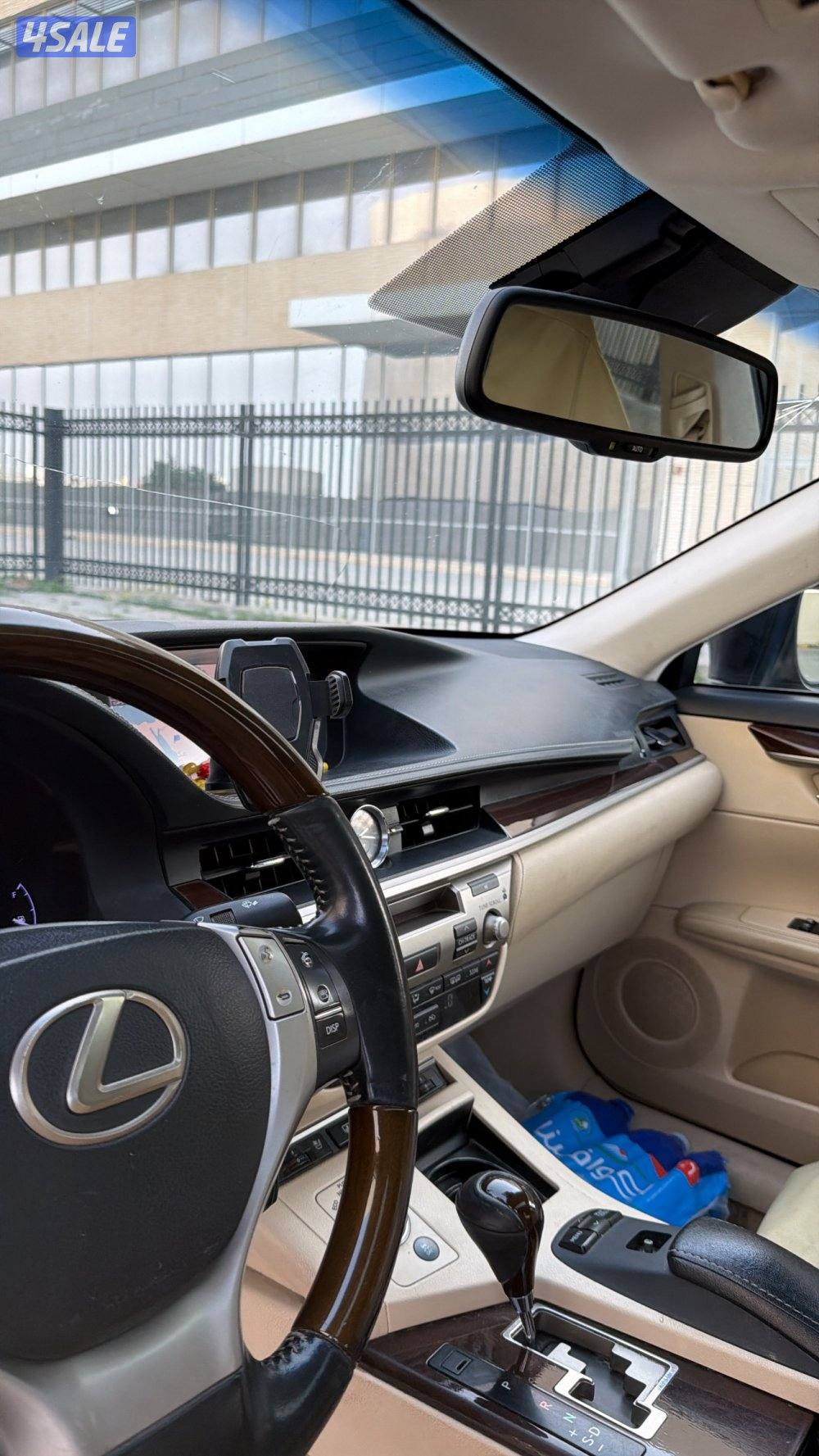 للبيع لكزز es 350 موديل 2013 شرط الفحص قير مكينة شاصي6