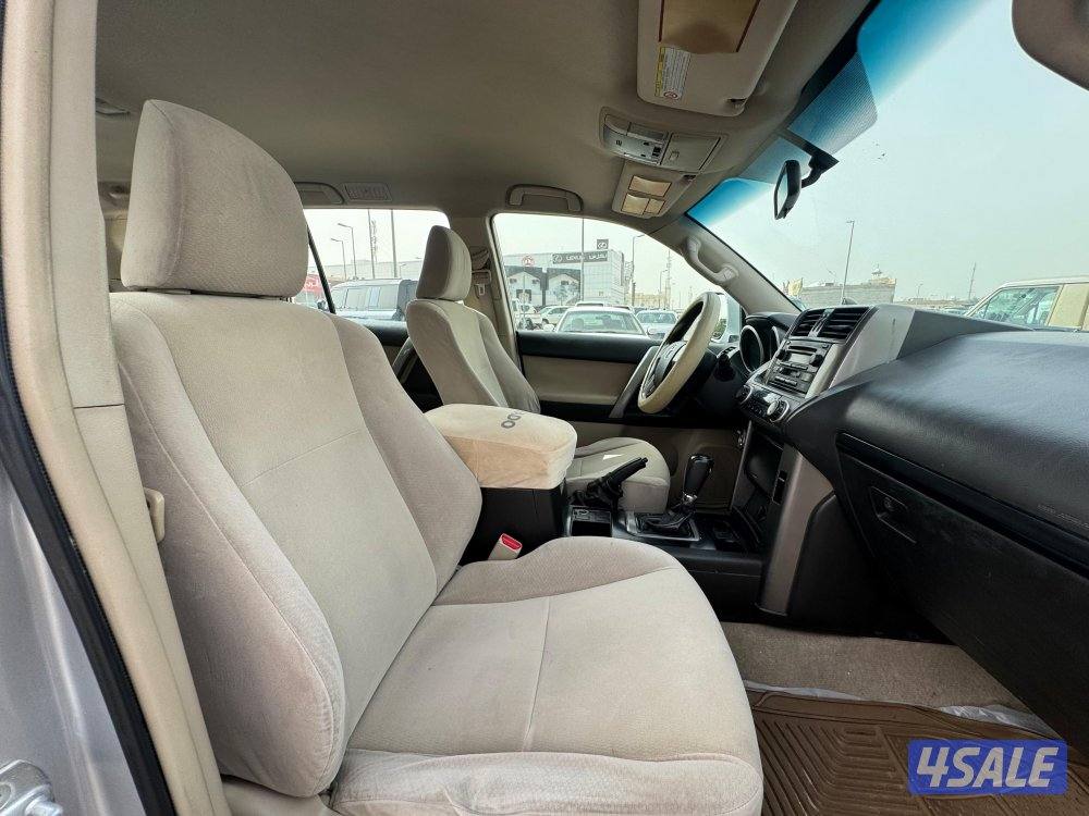 لاند كروزر  برادو TX.L 
موديل 2010 
ماشى 385.000 k.m 
وارد الساير .5