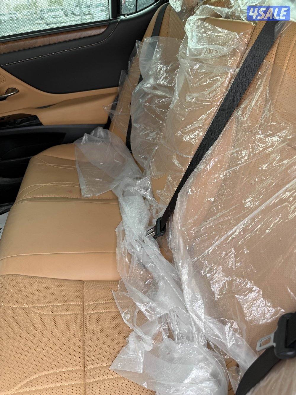 للبيع لكزس Es 250 موديل 2022 كامل المواصفات فئة لكجري قمه بالنظافه4