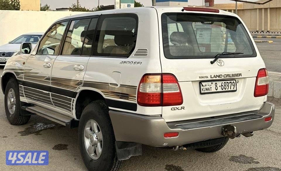 لاندكروز2001 استعمال شخصي عليه بالون جديد من 3 شهور مركبه نافض بطنه شه3