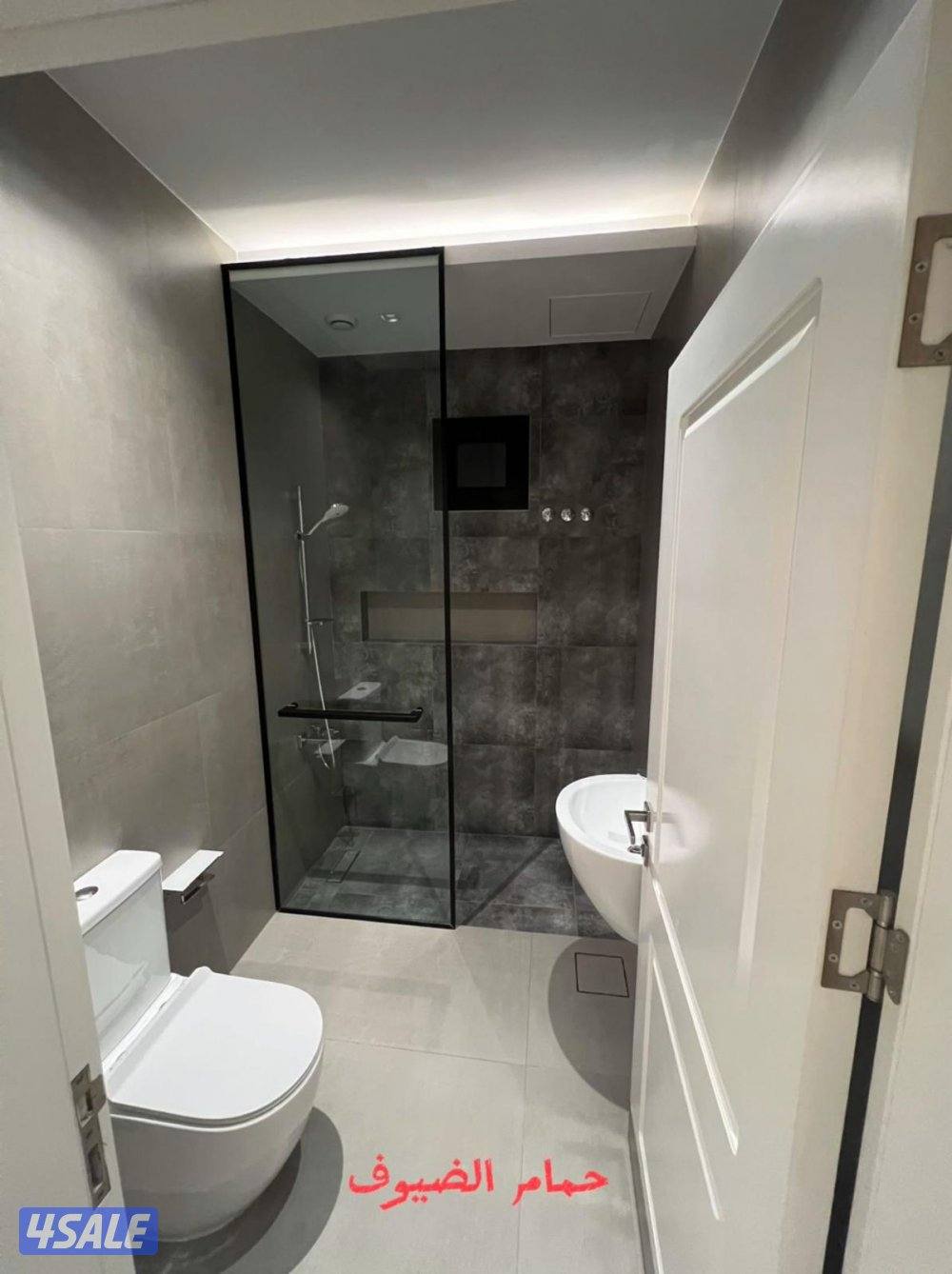 شقه للايجار في فنيطيس أربع غرف وغرفة مستر  ثلاث حمامات6