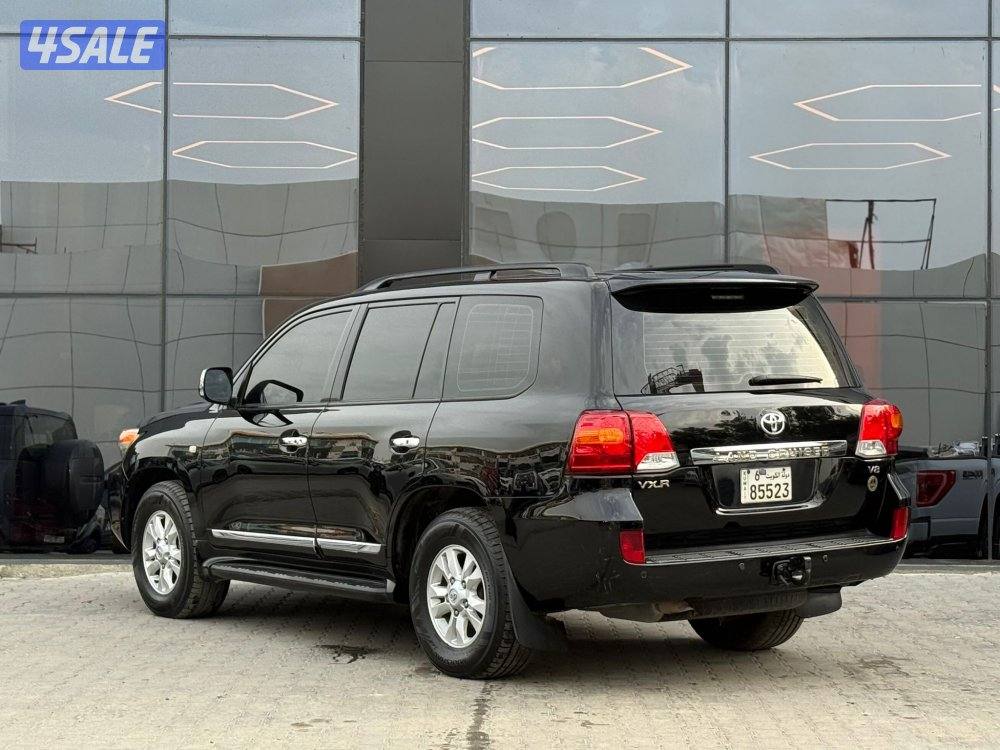 LAND CRUISER VXR 5.7 V8 _20093