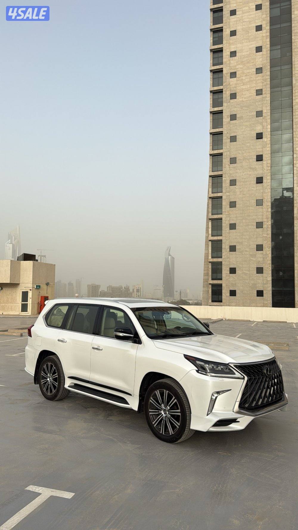 للبيع لكزس وارد قطر Lx 570 درجة اولى 2018.3