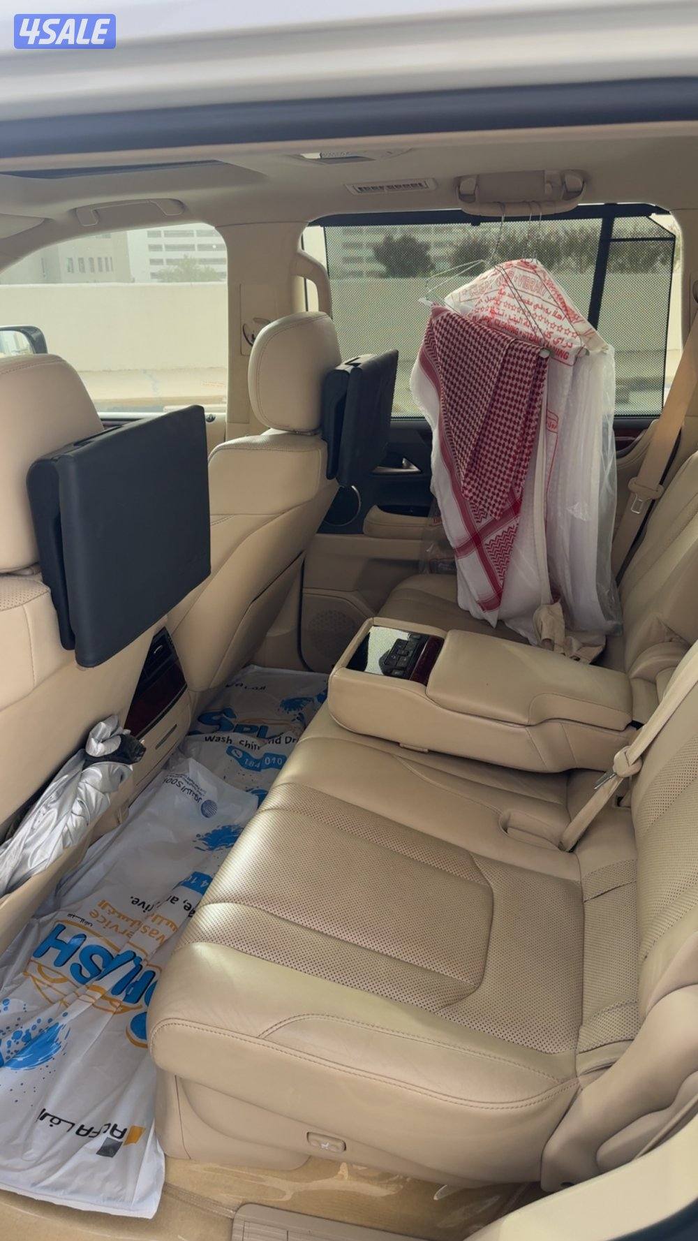 للبيع لكزس وارد قطر Lx 570 درجة اولى 2018.5