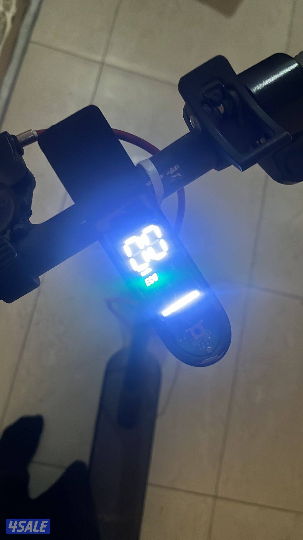 كلهم ممتازه و سريعات لاكن الدرفت ناقصه شحن و كل شي شغال فيه إلا البريك0