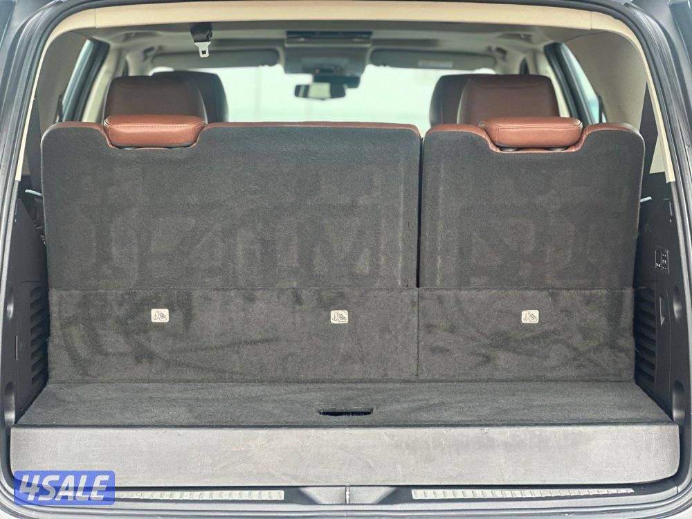 للبيع كاديلاك اسكاليد ماشي ١٤٠ الف كيلو6