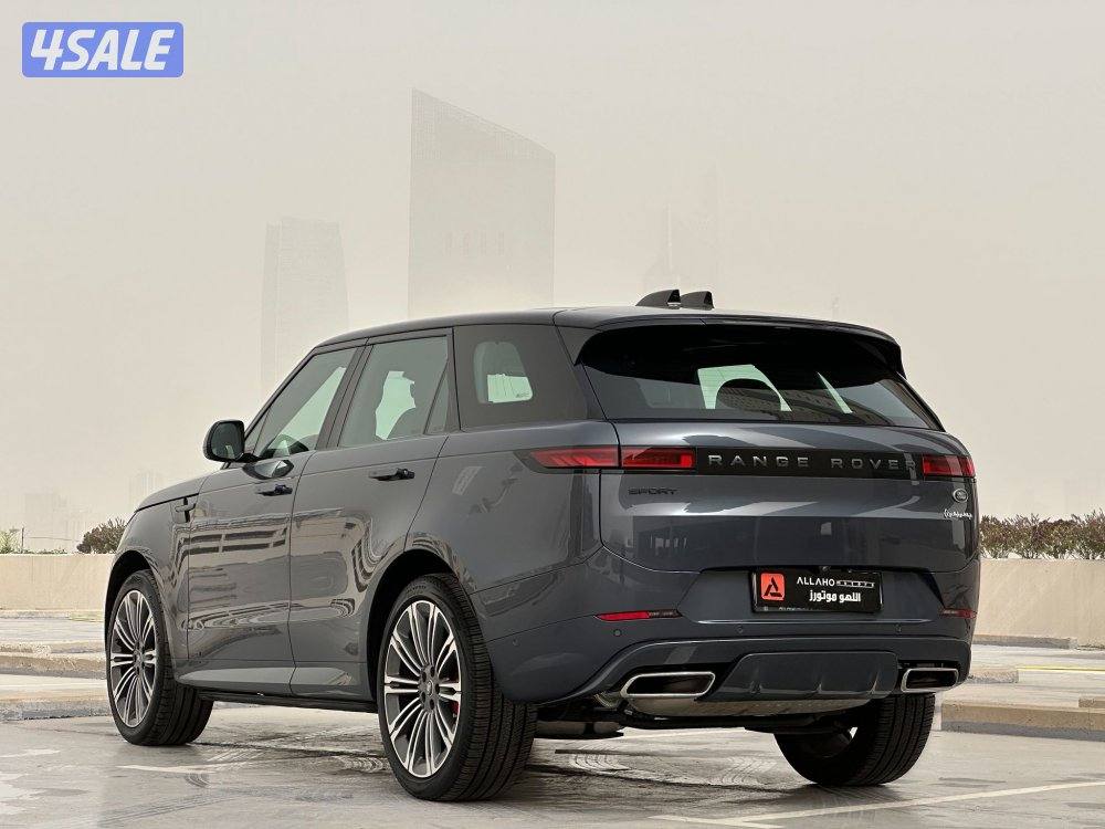 رنج روفرSPORT SUPERCHARG V8 موديل2018 عداد70الف الغانم سيرفس منتظم2