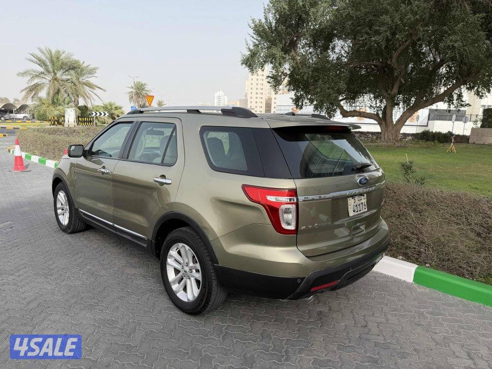 للبيع اكسبلور موديل 2012 بحالة طيبه0