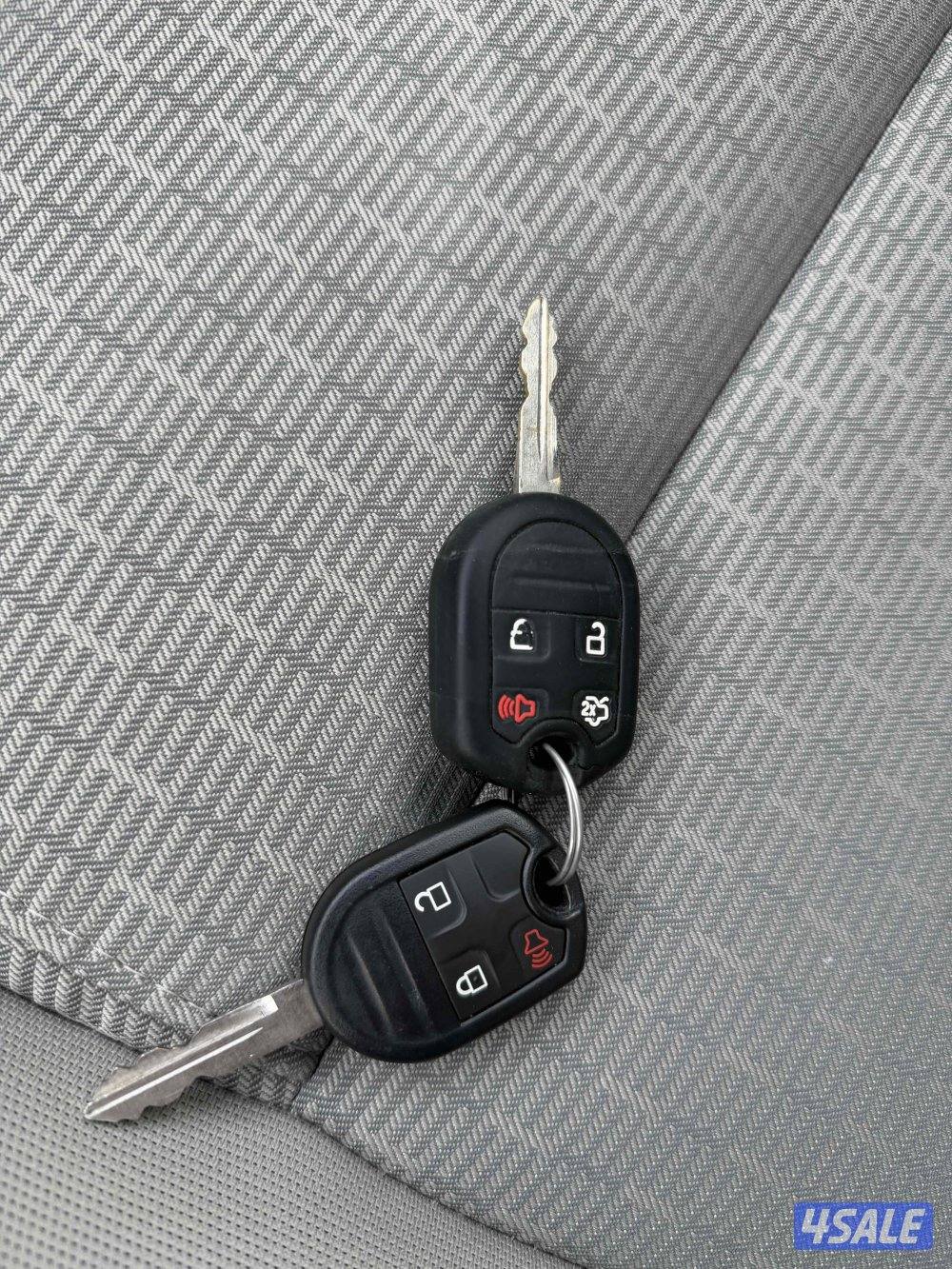 للبيع اكسبلور موديل 2012 بحالة طيبه10