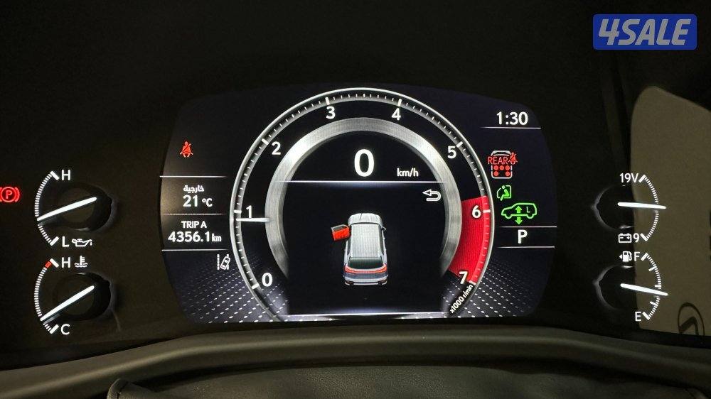 للبيع لكزس lx600 مديل 2023 ماشي ٤الاف فقط عليه إضافات9