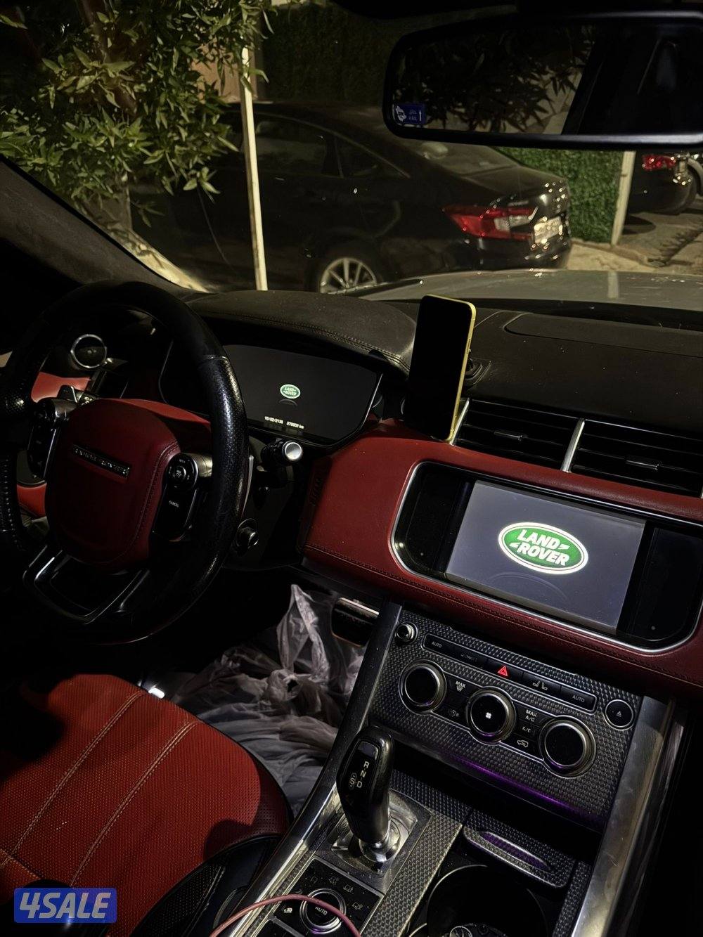 للبيع رانج روفر سبورت سوبر شارج موديل 20144