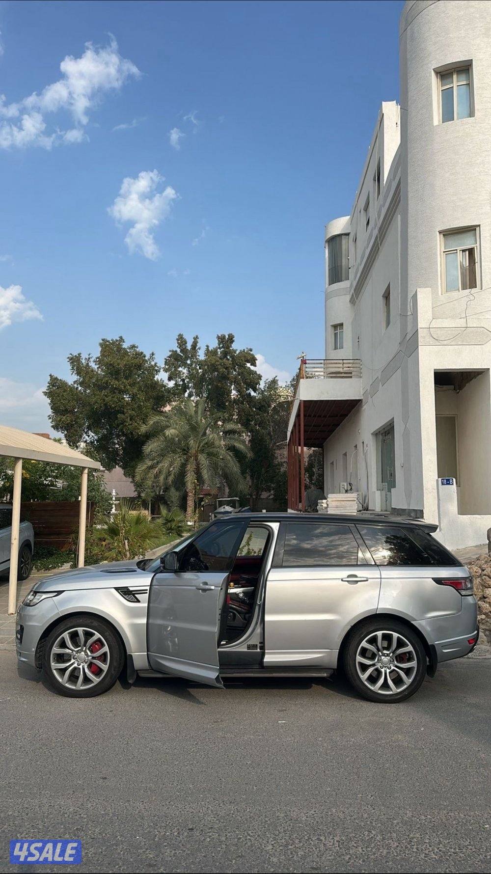 للبيع رانج روفر سبورت سوبر شارج موديل 20147